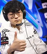 Faker爆冷击败TES，惊险取胜引爆全场！(战记游戏破解版)