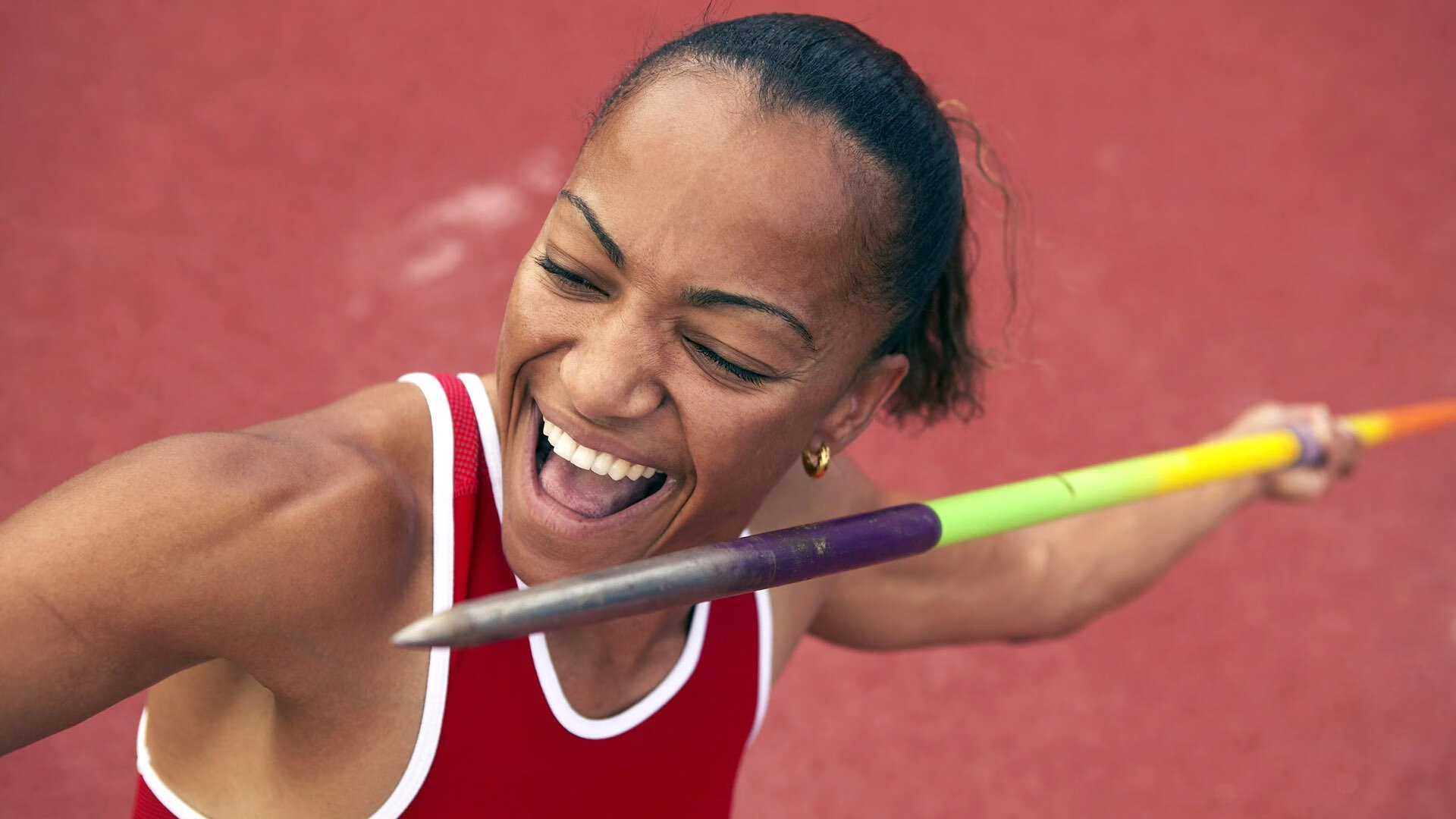 Rookie在老鹰比赛中大胜,赛况扑朔迷离引发热议!